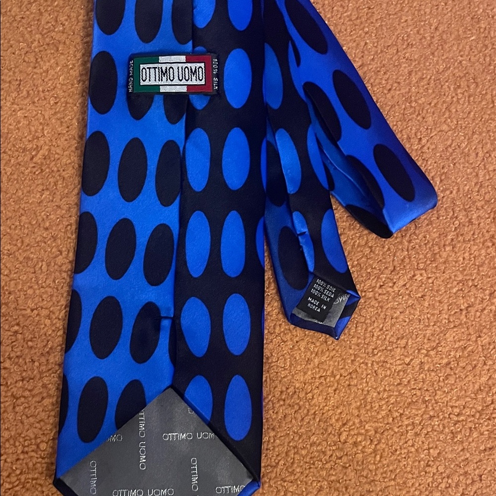 Blue Polka Dot Tie